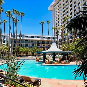 los-angeles-airport-marriott.topanaheimhotels.com/