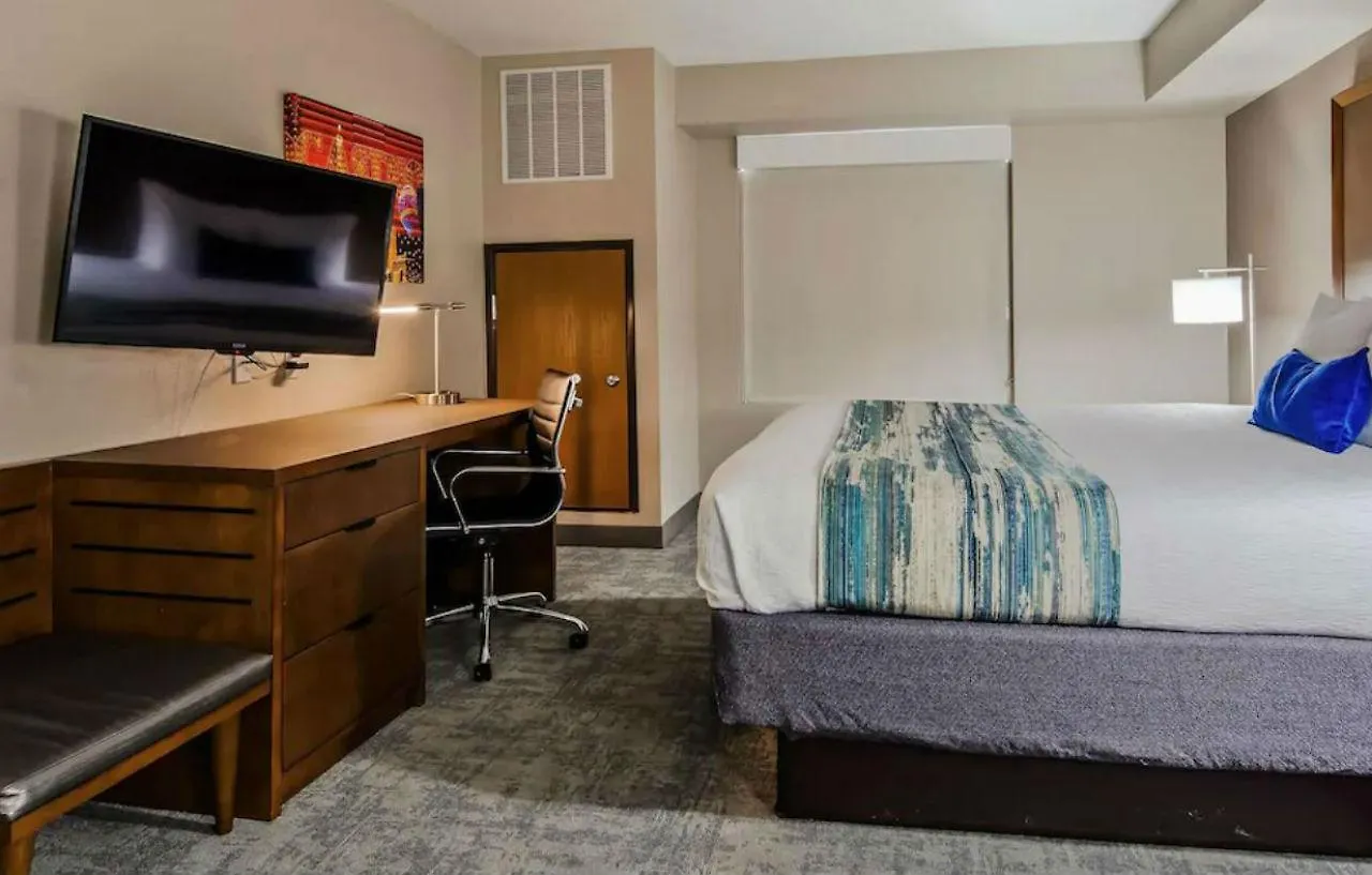 Best Western Plus Henderson Hotel Las Vegas 3*,
