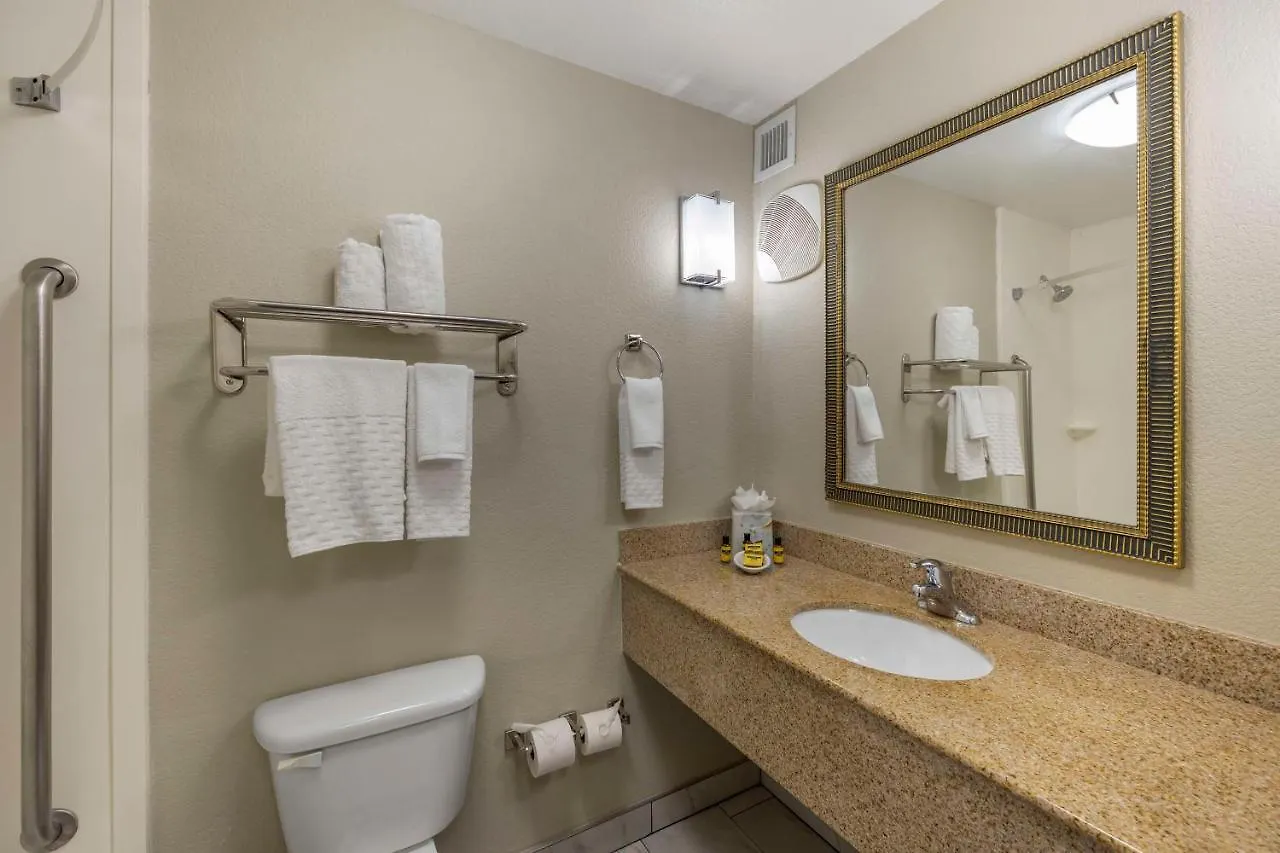 Best Western Plus Henderson Hotel Las Vegas 3*,